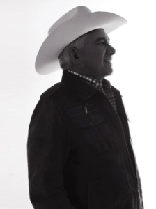 Reynaldo Armas, figura emblemática del folclor internacional, estrena “El Tesoro Más Grande”